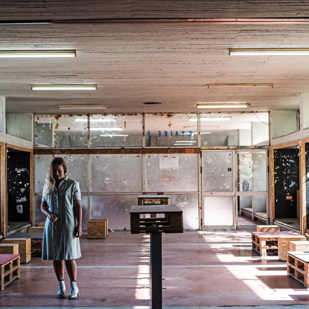 Το «Φυλαχτό» του Ρομπέρτο Μπολάνιο, «ταξιδεύει» στην Κρήτη για δύο παραστάσεις