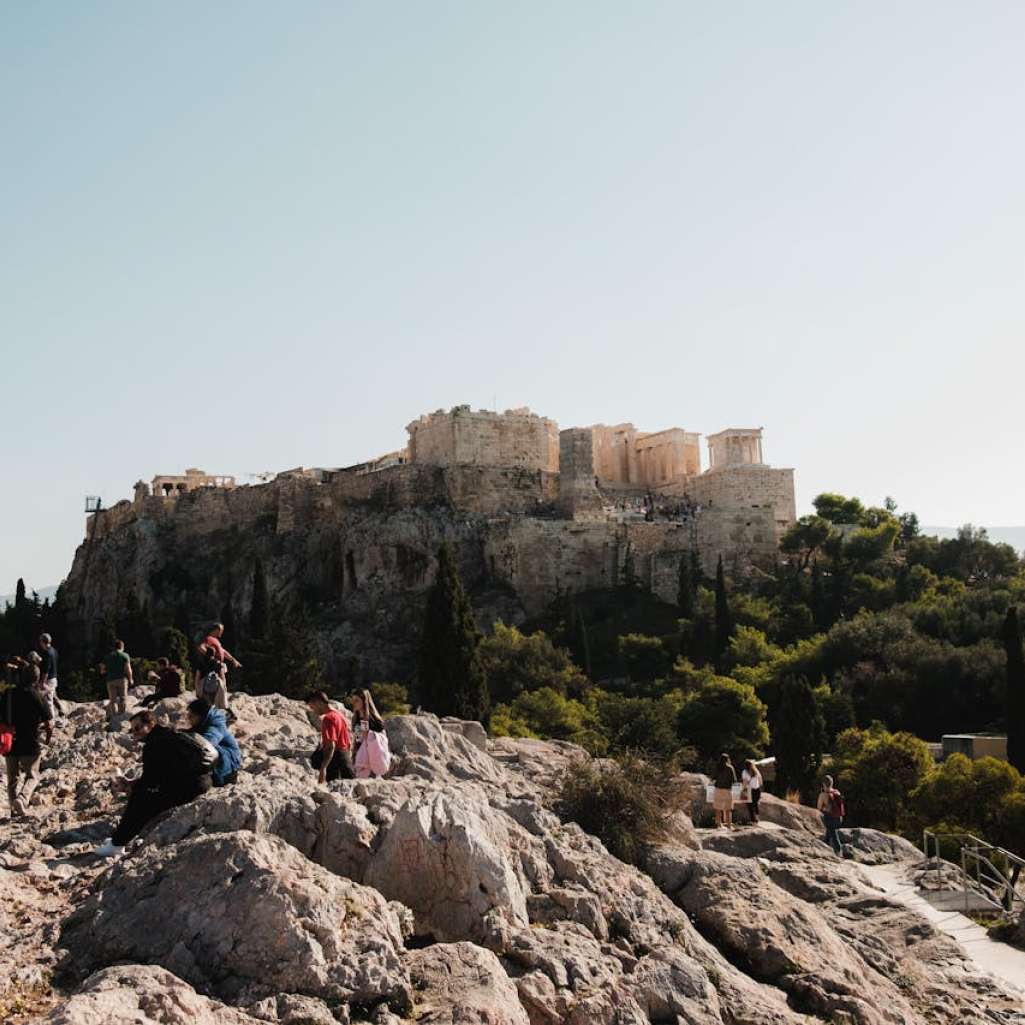 Βρήκαμε το πιο διάσημο σπίτι του ελληνικού σινεμά, στον αρχαιότερο δρόμο της Αθήνας