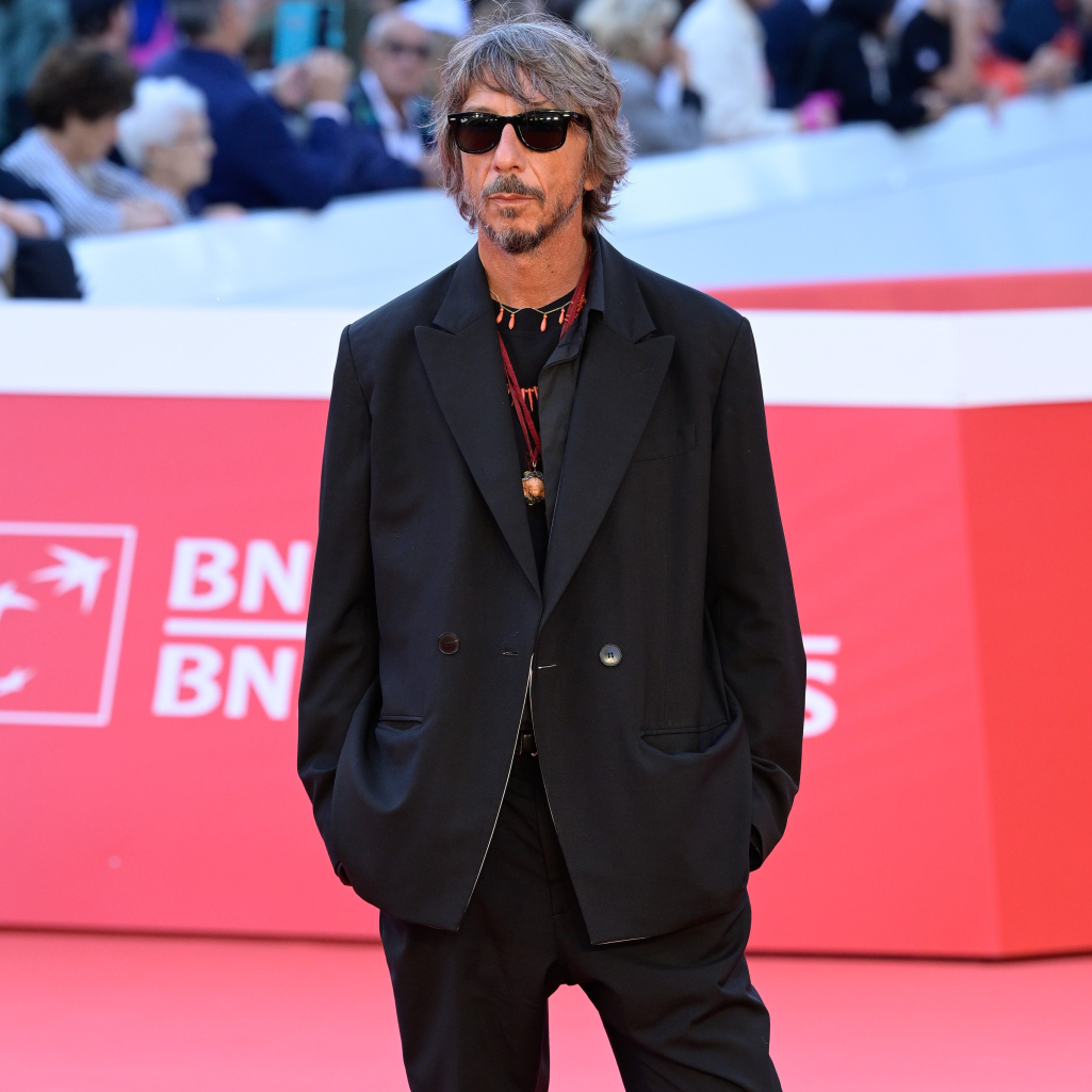 Οι "μουσικές καρέκλες" των creative directors το 2024 - Αποχωρήσεις, προσλήψεις & κενές θέσεις