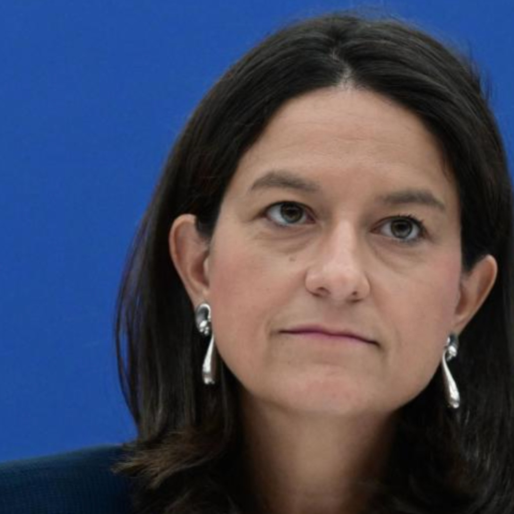 Κεραμέως: Από την Πέμπτη οι αιτήσεις για την επιδότηση επιχειρήσεων με 17.000€ - Έμφαση στις γυναίκες