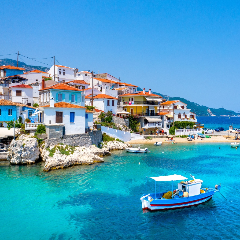 Το νησί που ξεχωρίζει το National Geographic για το 2025: “Ο πιο απροσδόκητος προορισμός της Ελλάδας”