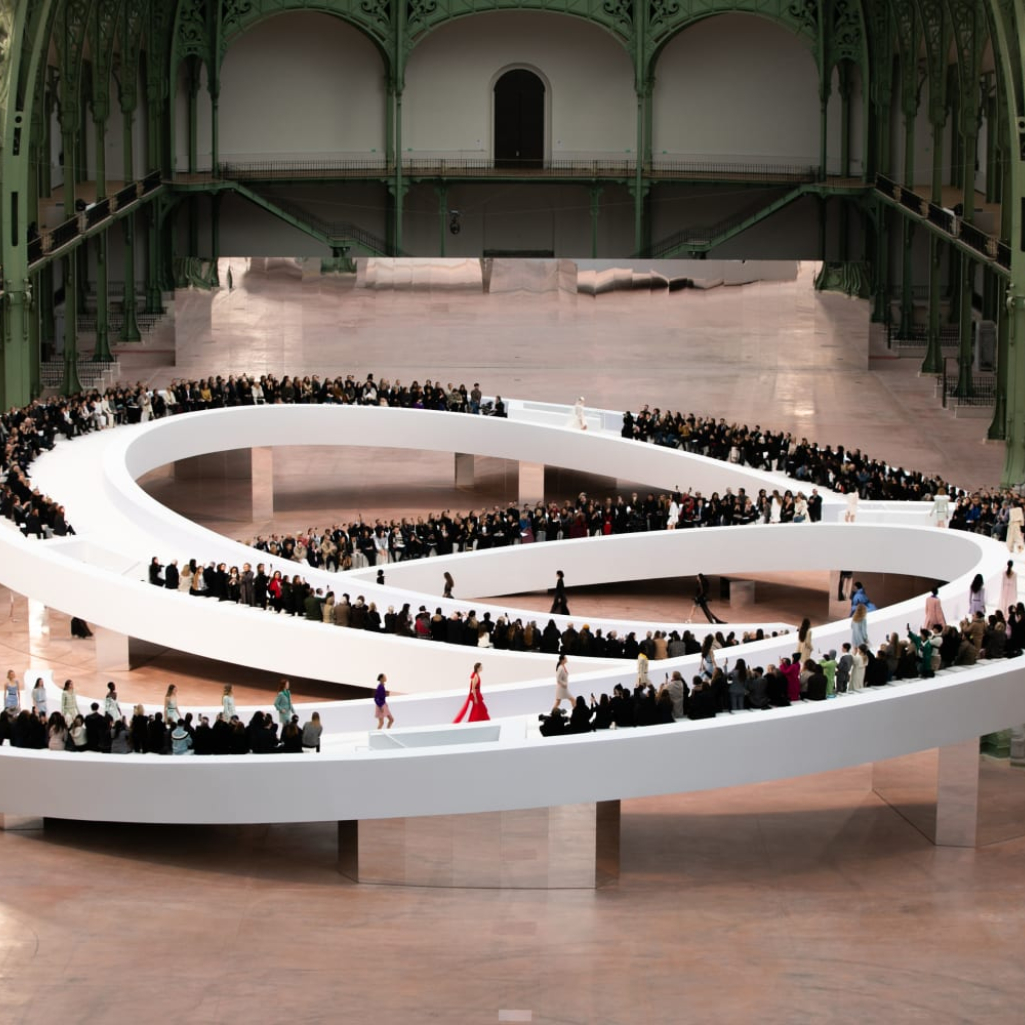 Chanel Spring/Summer 2025 Haute Couture Show: Μια ωδή στα 110 χρόνια στην υψηλή ραπτική