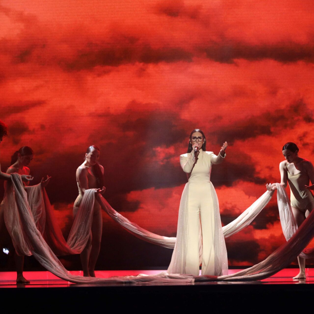 Eurovision 2025: Η Klavdia θα εκπροσωπήσει την Ελλάδα - Τι σημαίνει το τραγούδι της "Αστερομάτα"
