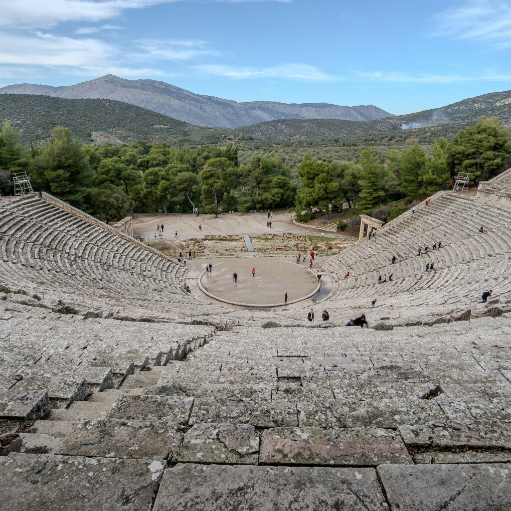 Όσα ξεχωρίζουμε στο πρόγραμμα της Επιδαύρου 2025: Νέο βλέμμα και ηχηρές συμπράξεις