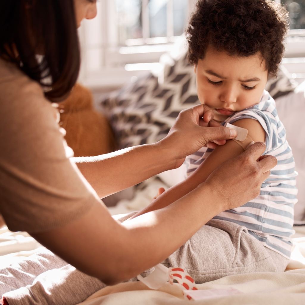 Hansaplast Second Skin Protection: Η καινοτομία που αλλάζει τα δεδομένα στην επούλωση πληγών