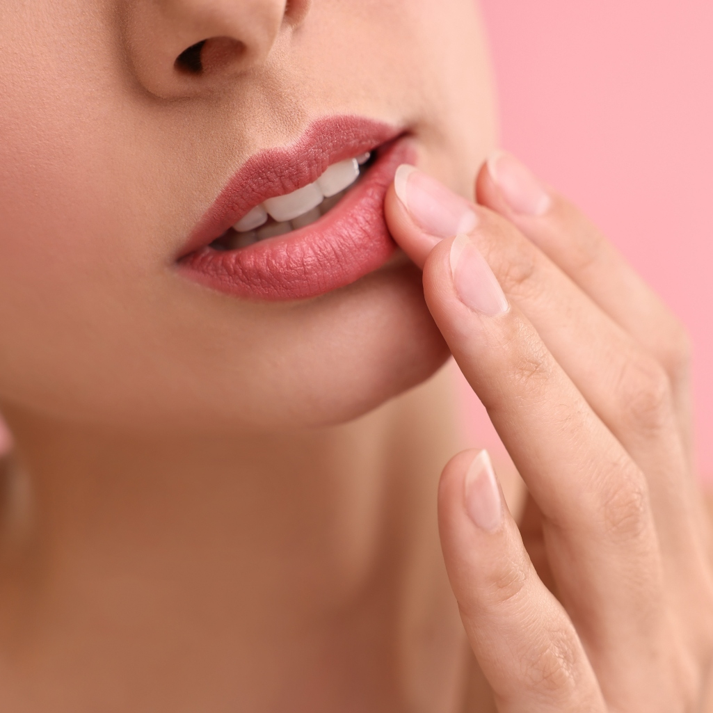 Gloss ή Matte; Όλα τα μυστικά για τέλειο μακιγιάζ χειλιών