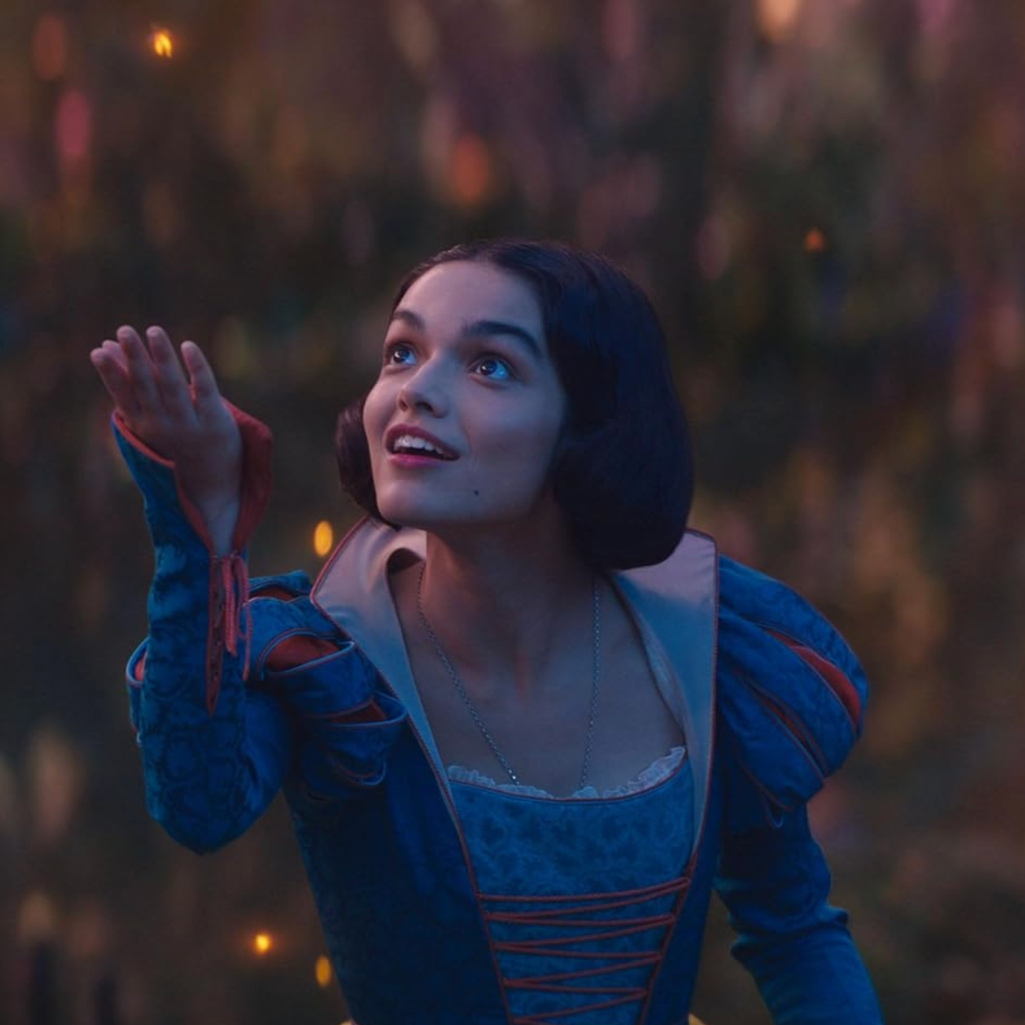 Ένα remake γεμάτο… διαμάχες: Η Disney υποβαθμίζει την πρεμιέρα της “Χιονάτης” στον απόηχο όσων έχουν συμβεί