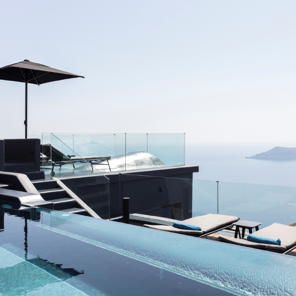 Τo Kivotos Santorini βραβεύτηκε με One Michelin key