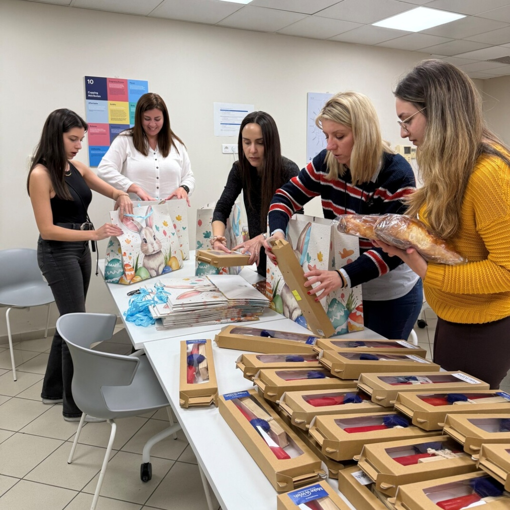 Η Beverage World σε συνεργασία με το «Μαζί για το Παιδί» και την Εστία Αθηνών σε πασχαλινές δράσεις προσφοράς