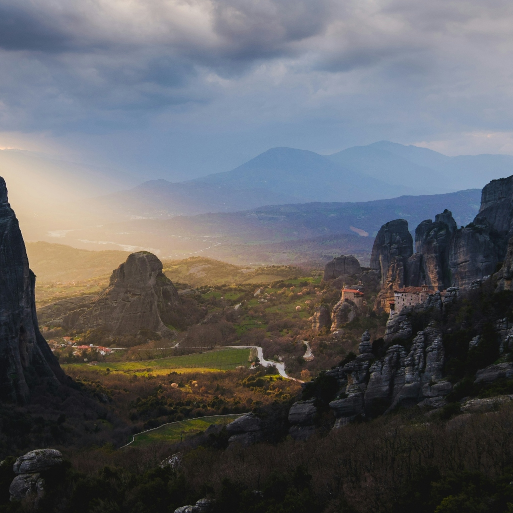 10 μέρη της Ελλάδας με θέα που κόβει την ανάσα