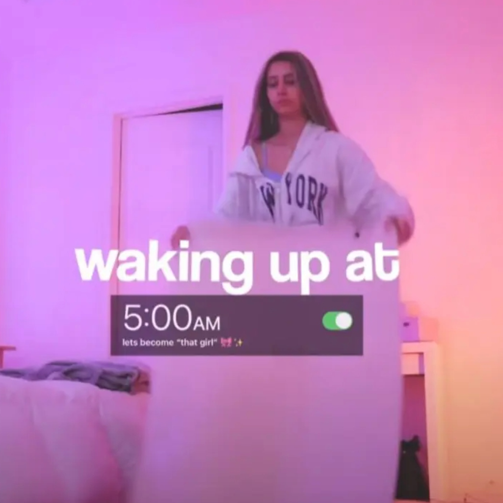 Morning Routines: Γιατί αρέσει στον κόσμο του ίντερνετ να βλέπει ανθρώπους να ξυπνάνε