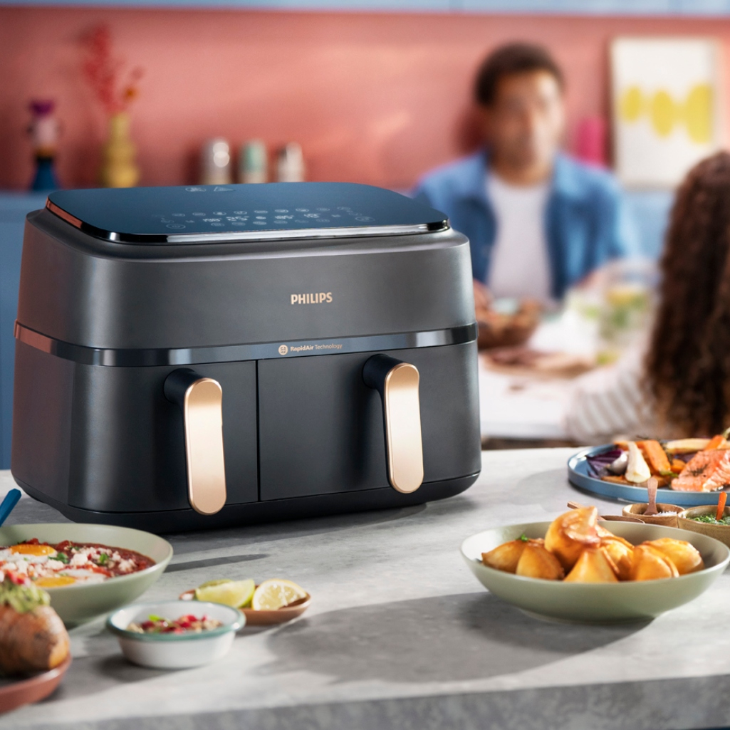 Η PHILIPS γιορτάζει 15 χρόνια Airfryer