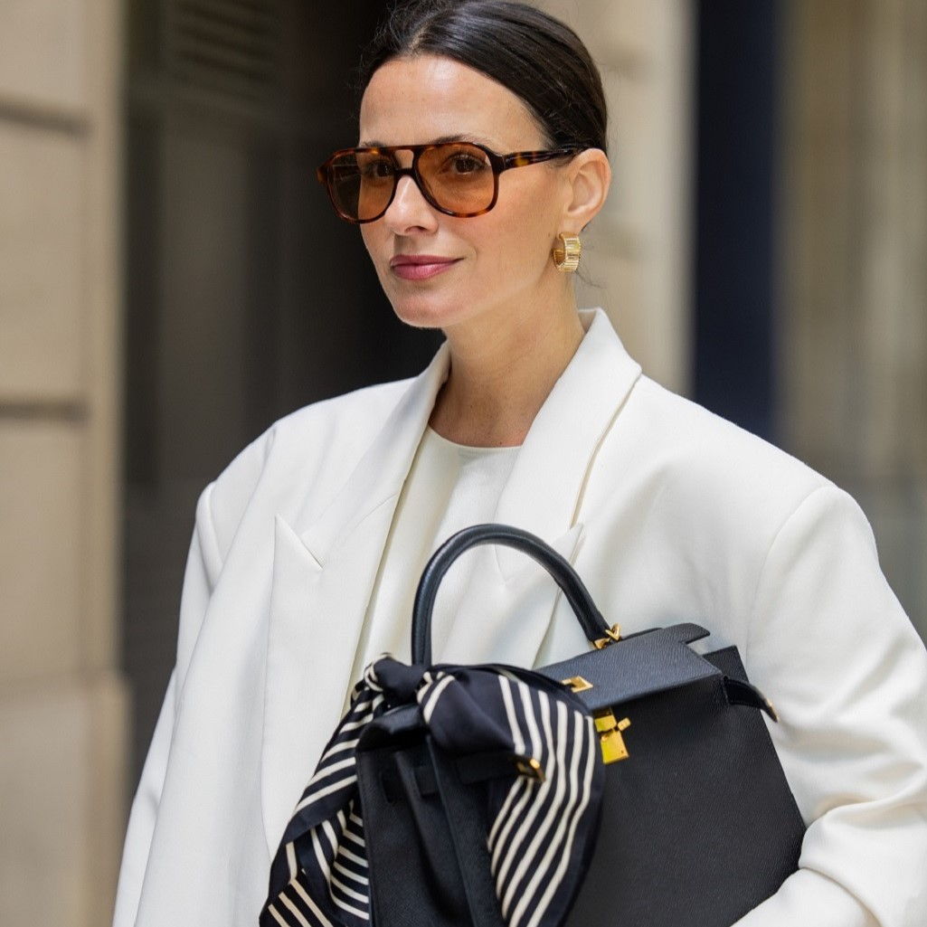 Λευκό blazer: Πώς θα το φορέσεις για statement εμφανίσεις -Από τον κλασικό συνδυασμό στον πιο απροσδόκητο