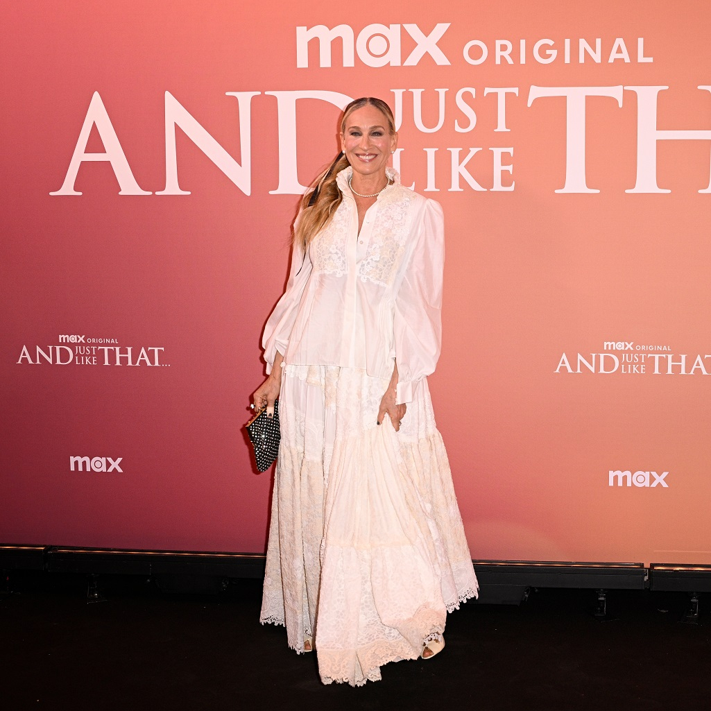 H Σάρα Τζέσικα Πάρκερ ήταν ο ορισμός του boho chic στην πρεμιέρα του «And Just Like That»