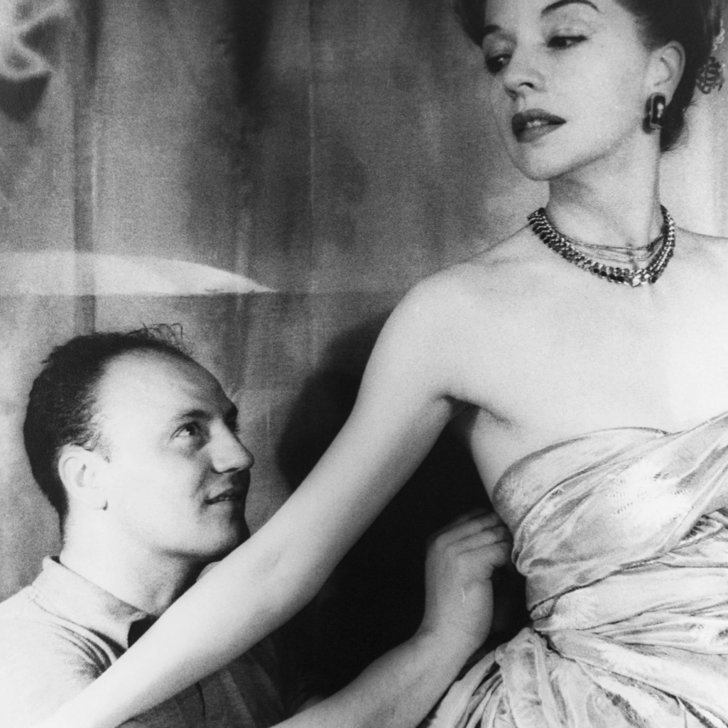Pierre Balmain: Ο αρχιτέκτονας της κομψότητας - Το όραμα, η φιλοσοφία και η κληρονομιά του