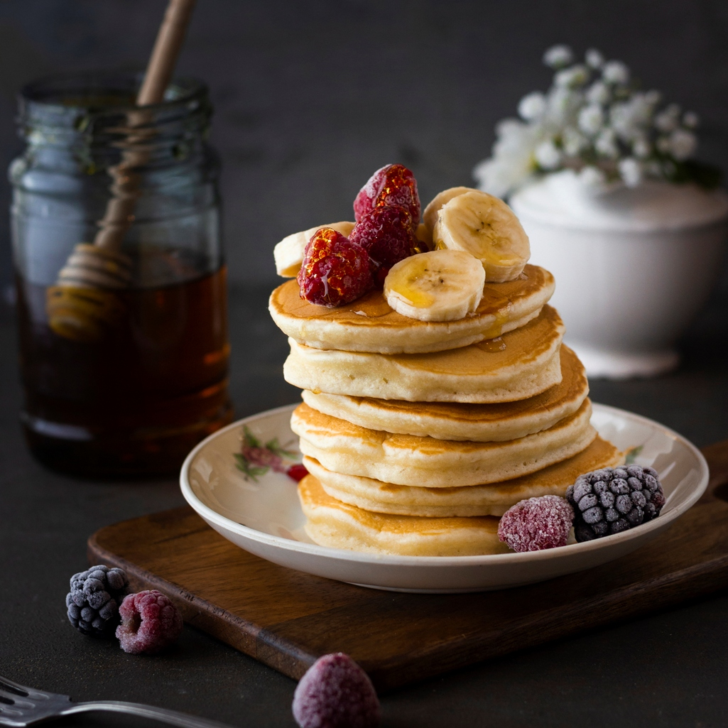 Pancakes με 2 μόνο υλικά, χωρίς βούτυρο, αλεύρι, γάλα και ζάχαρη