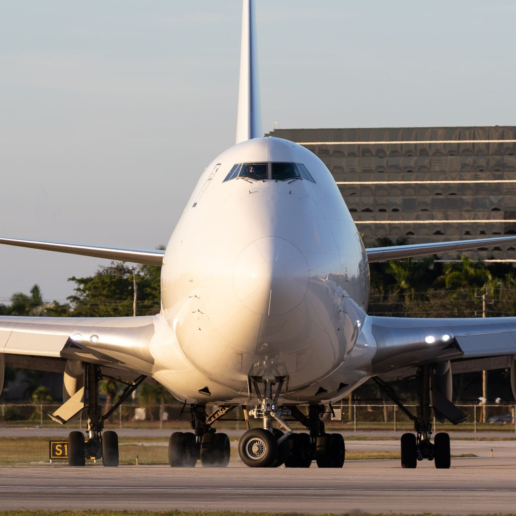 Η «ακτινογραφία» του Boeing 747-8: Το «ιπτάμενο παλάτι» του Τραμπ