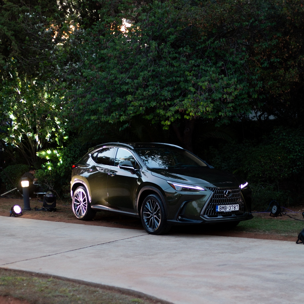 Lexus NX 450h+: Η τέχνη της ιαπωνικής τελειότητας σε ακολουθεί σε κάθε διαδρομή