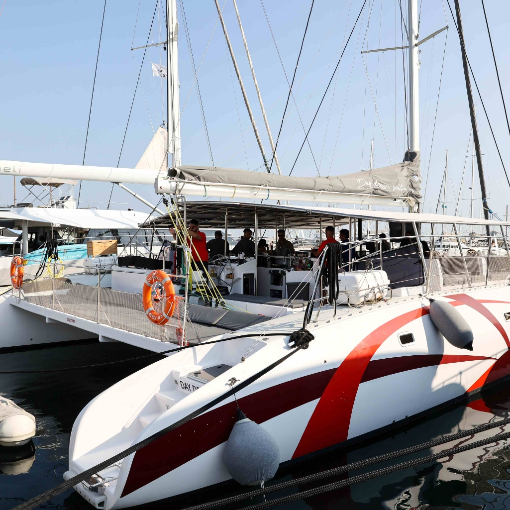 Η SOLID εγκαινίασε το καλοκαίρι με μια λαμπερή κρουαζιέρα στην Αθηναϊκή Ριβιέρα