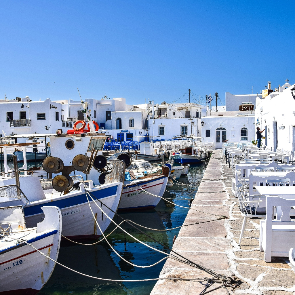 4 νησιά στις Κυκλάδες με τα πιο φθηνά ακτοπλοϊκά εισιτήρια