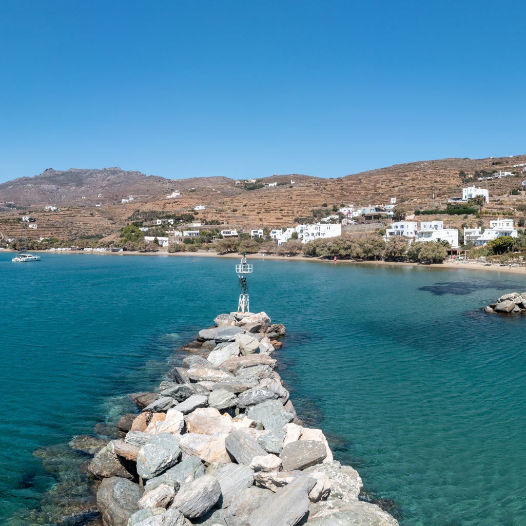 5 παραλίες στις Κυκλάδες που πρέπει σίγουρα να επισκεφθείς το καλοκαίρι