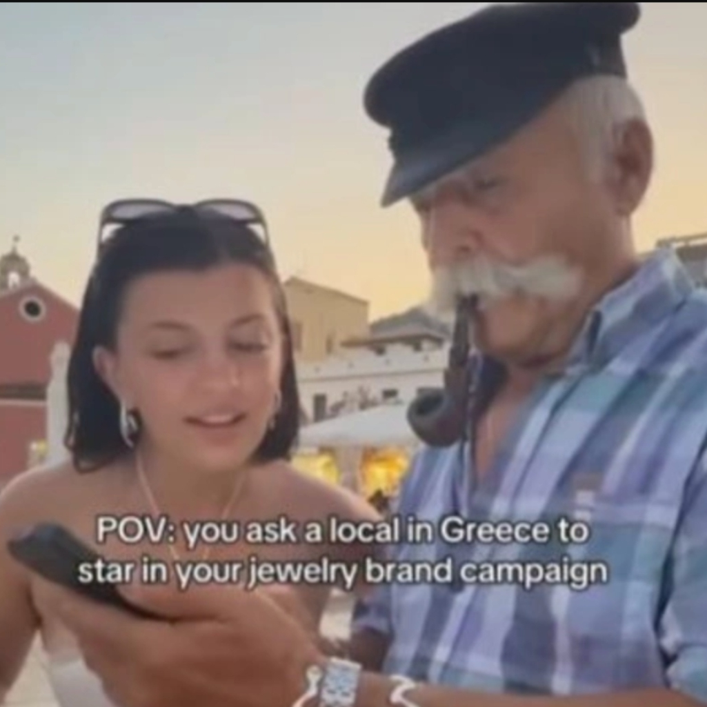 Έλληνας ψαράς γίνεται μοντέλο για brand κοσμημάτων και κλέβει την παράσταση