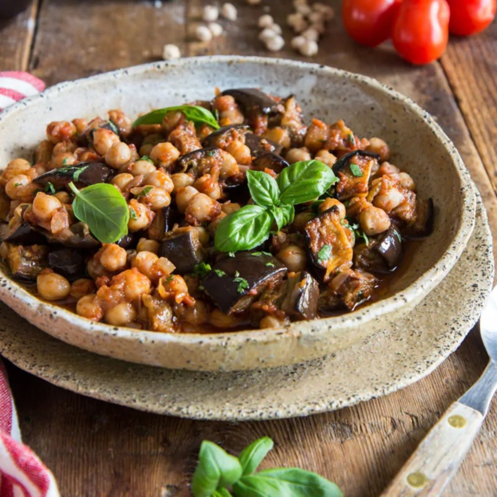 Πεντανόστιμο και αρωματικό vegan στιφάδο
