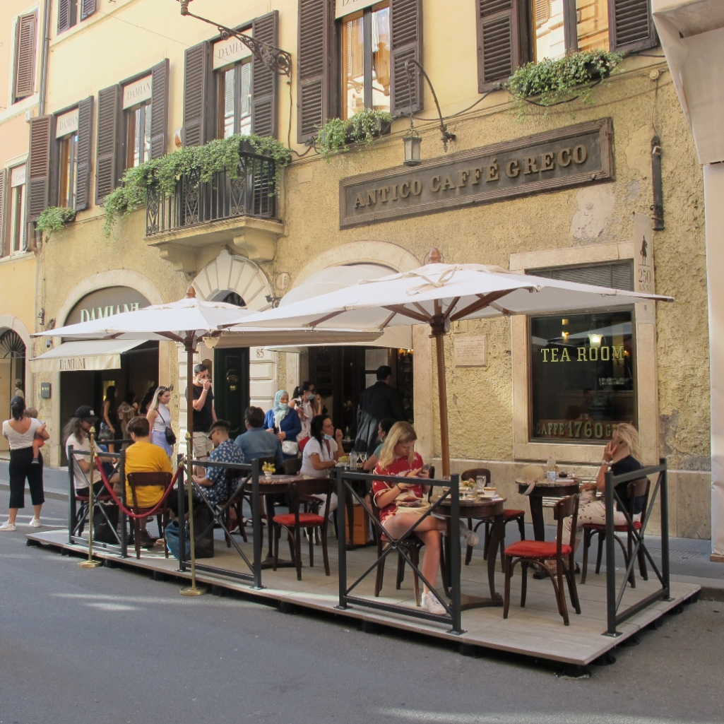 Caffè Greco: Το εμβληματικό και ιστορικό καφέ της Ρώμης που ιδρύθηκε από Έλληνα, κινδυνεύει να κλείσει