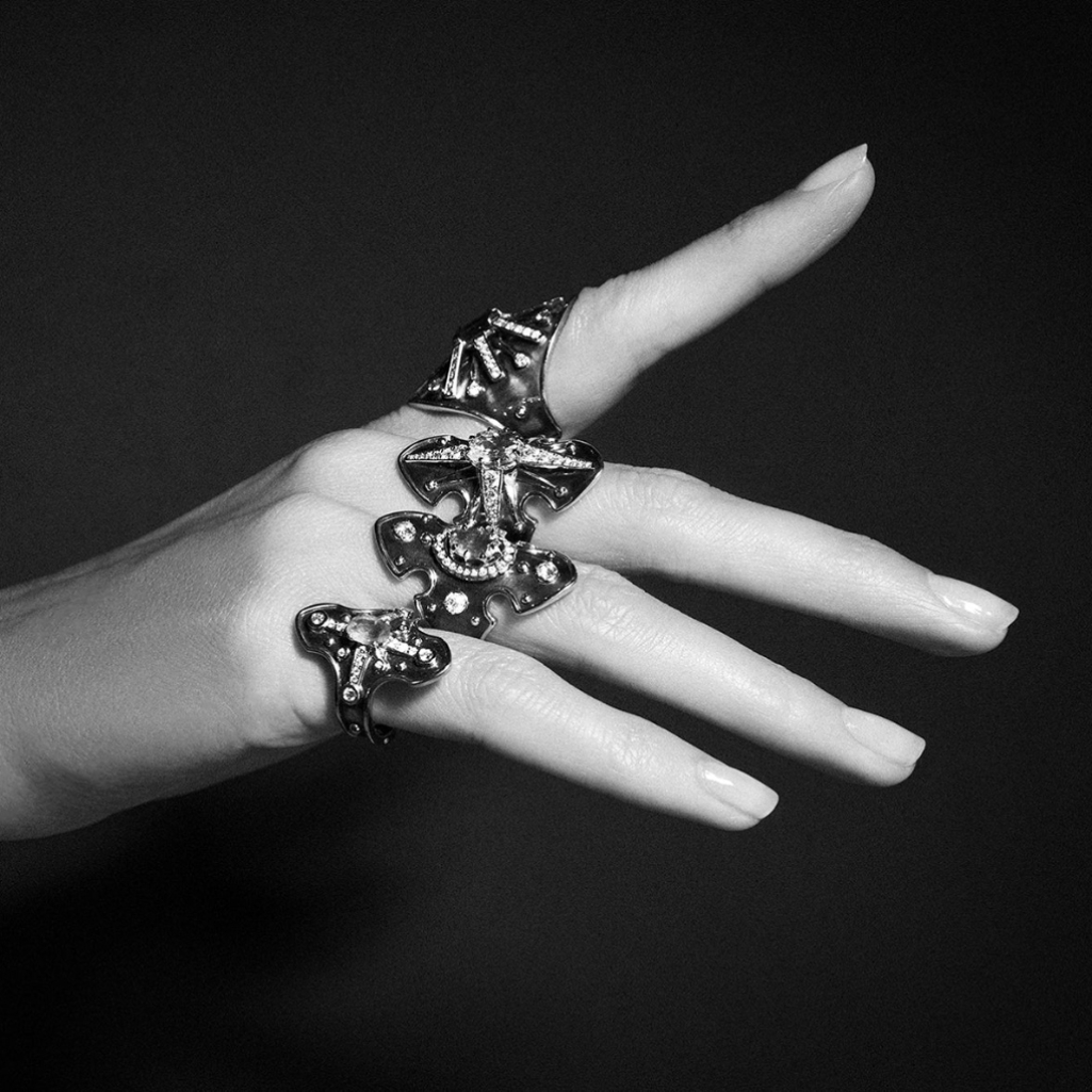 5 κοσμήματα από το i-D Fine Jewellery που πρέπει να αποκτήσεις σήμερα