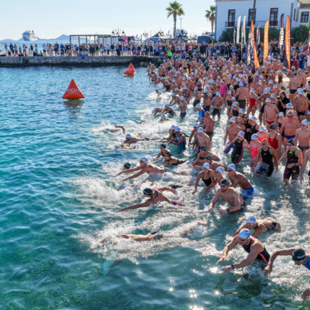 Spetses Mini Marathon 2025: Το event που μας υπενθυμίζει πως “νίκη είναι η συμμετοχή”