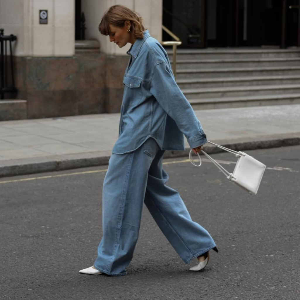 Denim jacket: Πώς θα φορέσεις το passe – partout της μεταβατικής εποχής για τα φθινοπωρινά σου outfits