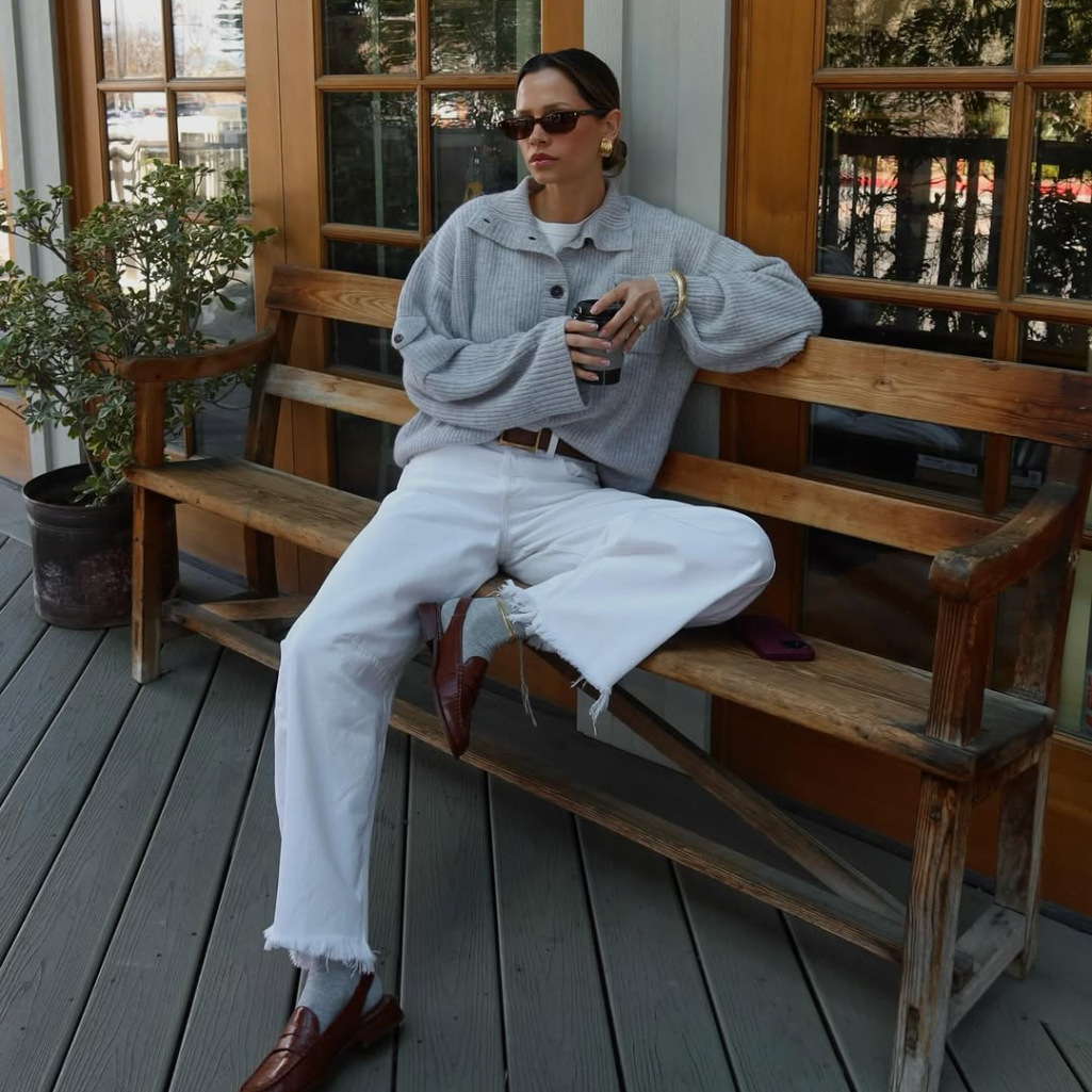 Η πλεκτή μπλούζα από τα Zara που θα φέρει νοσταλγική διάθεση σε κάθε outfit – Στιλάτη και άνετη, θα ταιριάξει με τα πάντα