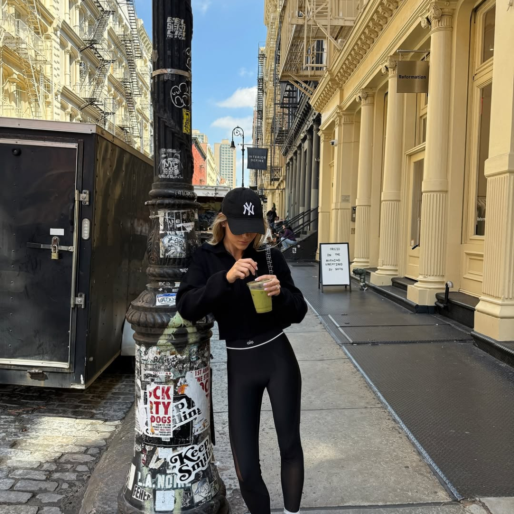 Ποιος είπε πως το κολάν είναι μόνο για Pilates; Βρήκαμε αυτά που θα φορέσεις από το πρωί μέχρι το βράδυ