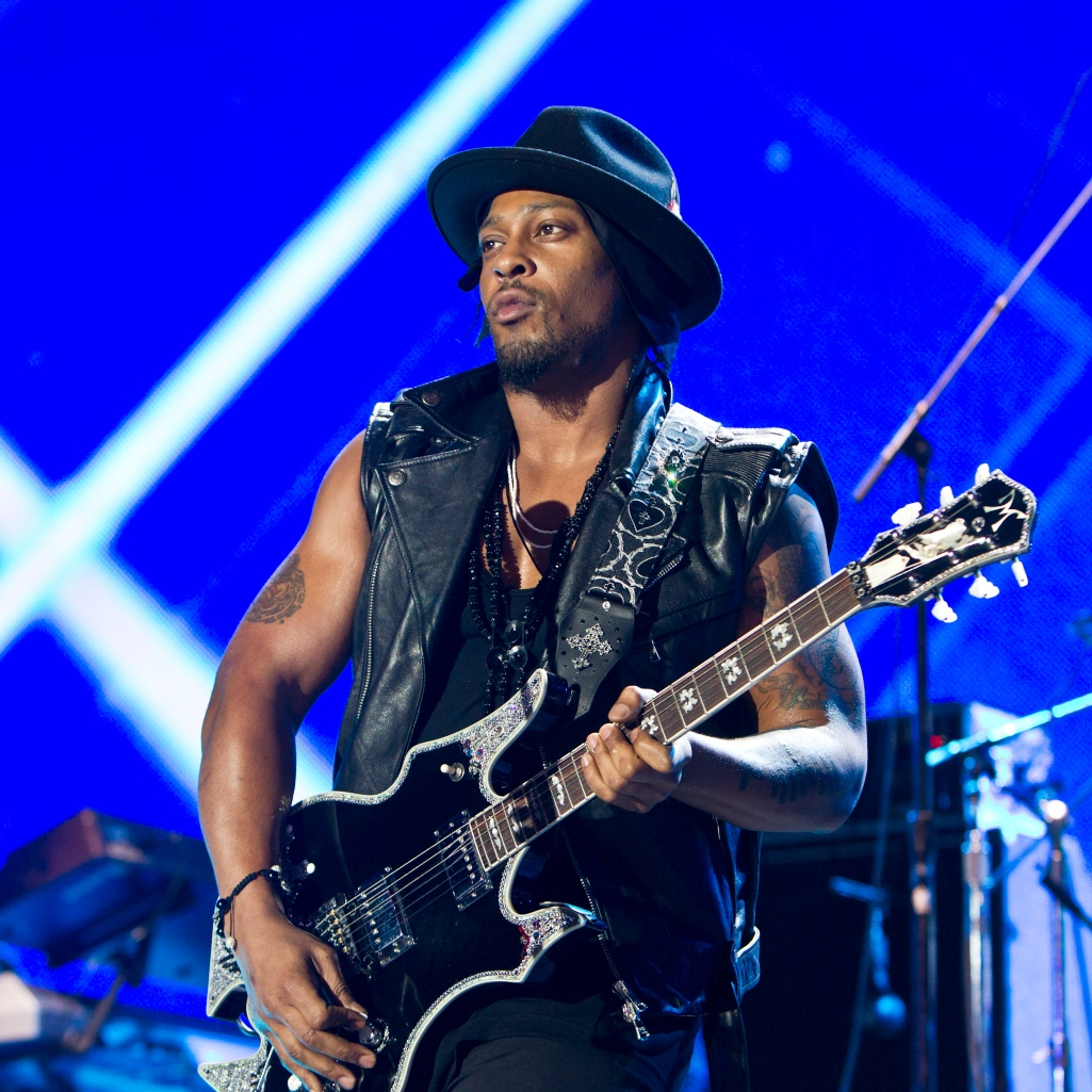 D’Angelo: Πέθανε στα 51 χρόνια του ο “βασιλιάς” της soul - Η πορεία του τον μισό αιώνα της ζωής του