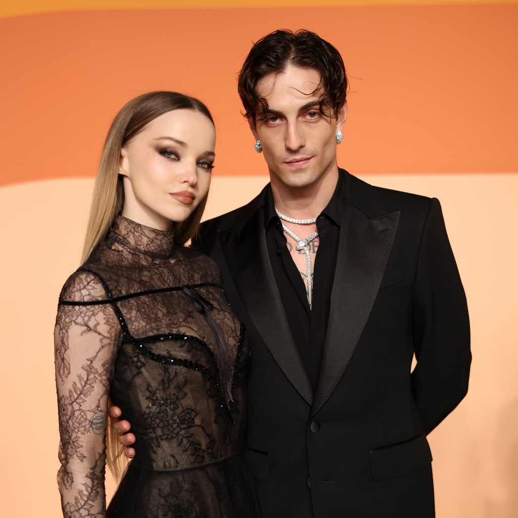 Νταμιάνο Ντάβιντ: Αρραβωνιάστηκε με την Ντοβ Κάμερον μετά από δύο χρόνια σχέσης