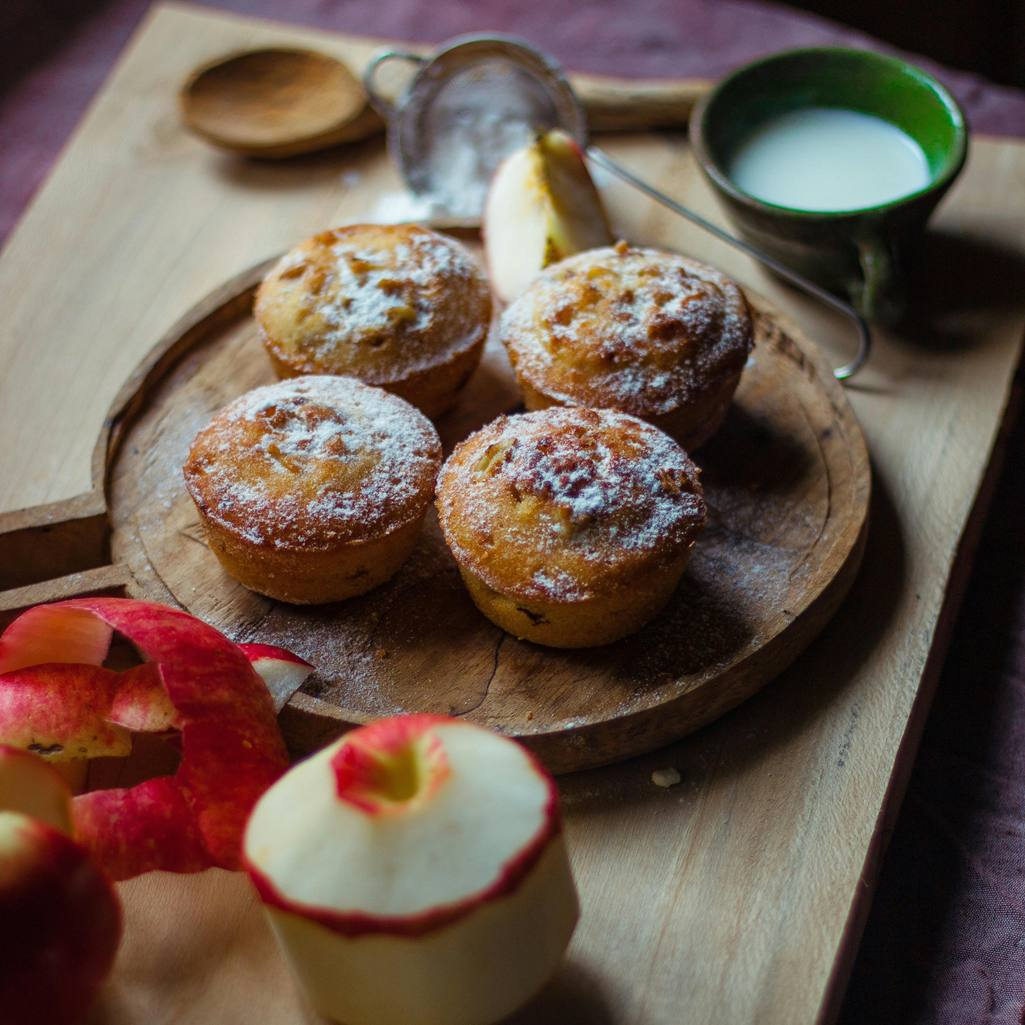 Γρήγορα, ελαφριά και αρωματικά muffins με μήλα στο air fryer