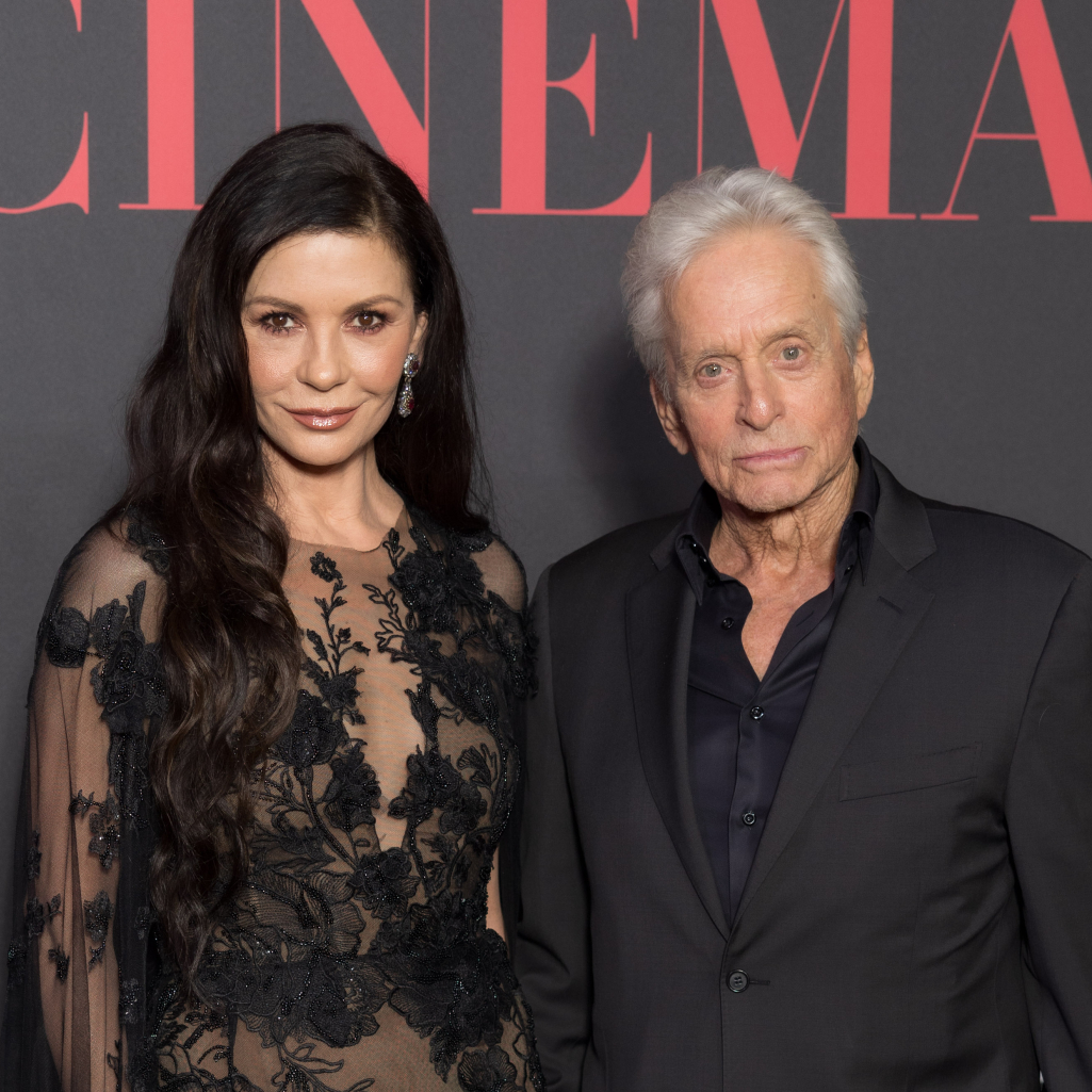 Κάθριν Ζέτα Τζόουνς & Μάικλ Ντάγκλας έκλεισαν 25 χρόνια γάμου - Οι όλο αγάπη αναρτήσεις για την επέτειο