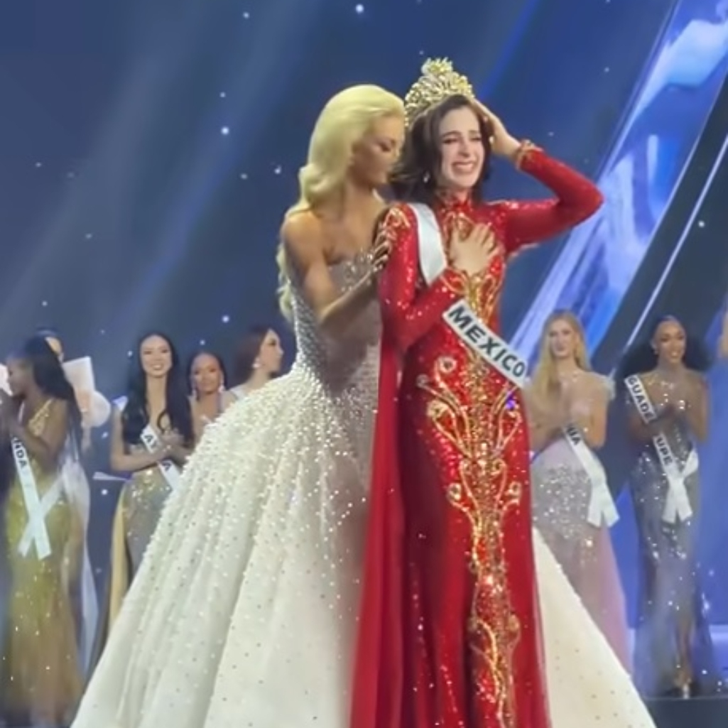 Η Φάτιμα Μπος από το Μεξικό είναι η νέα Miss Universe - Η 25χρονη είναι εκείνη που είχε συγκρουστεί με στέλεχος του διαγωνισμού