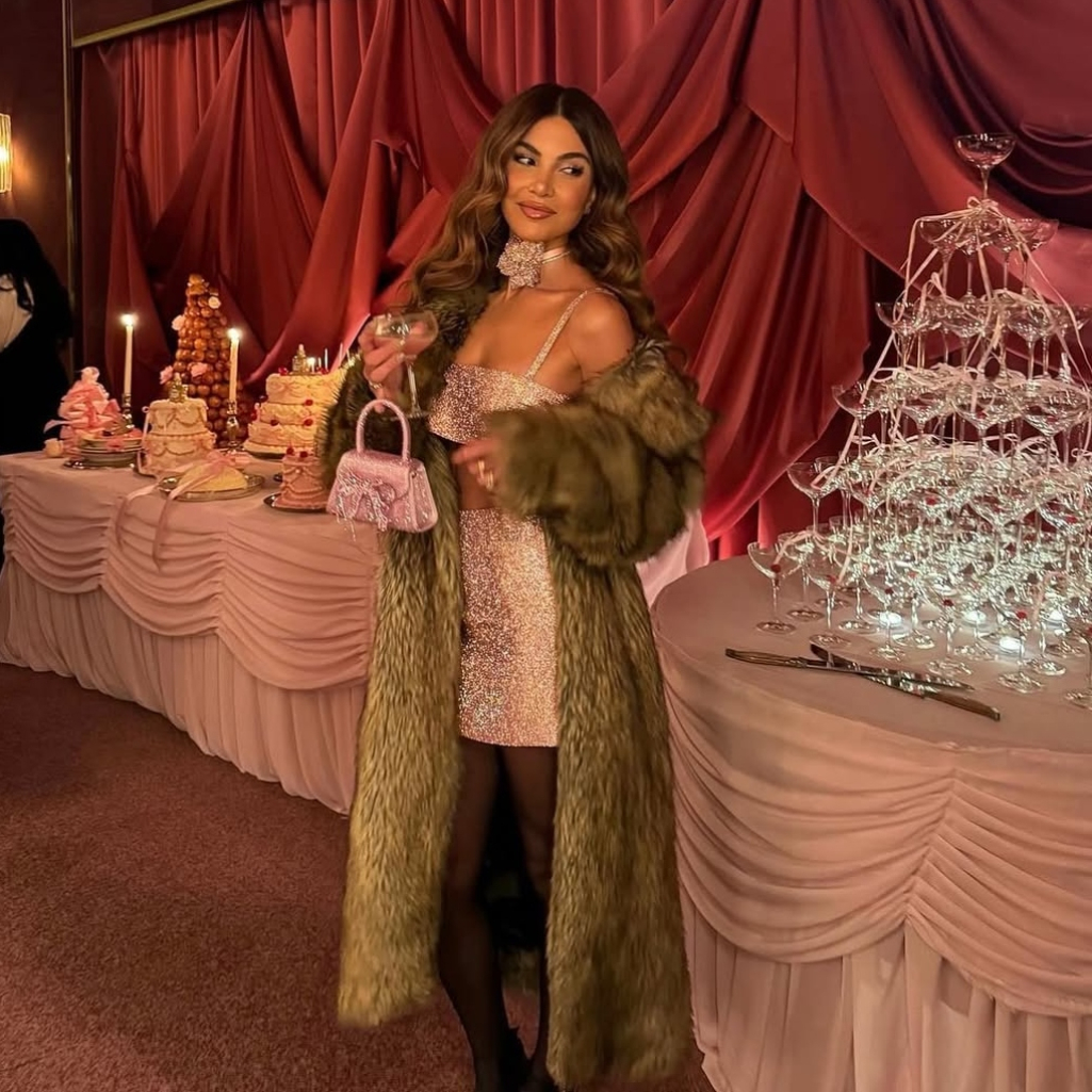 νύχια με γκλίτερ