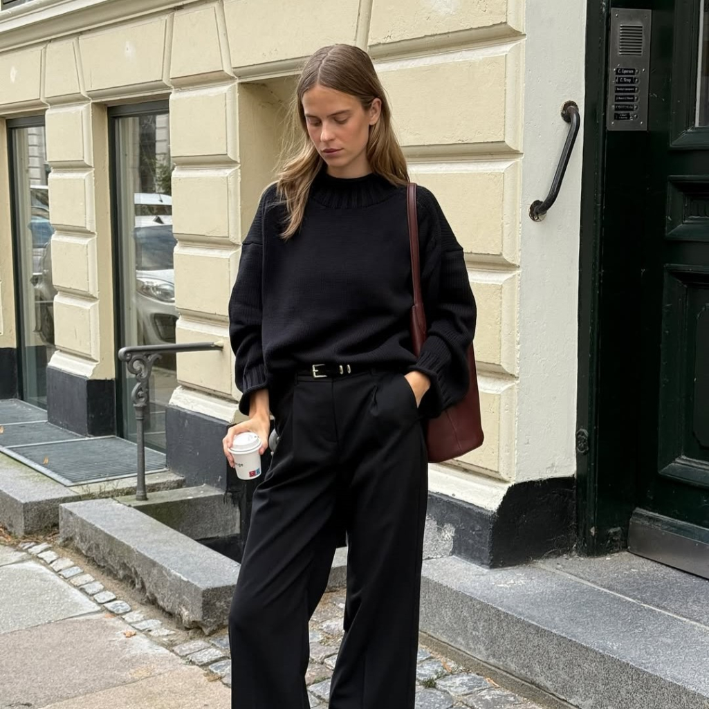 Πώς να διατηρήσεις τα ρούχα σου σαν καινούργια, σύμφωνα με ειδικούς – Τα μυστικά για να μην χαλάσουν στην πλύση