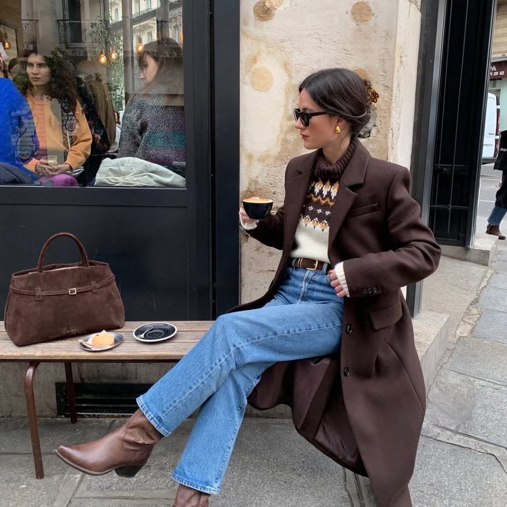 Tέλος στα βαρετά πλεκτά: 5 + 1 τρόποι να φορέσεις το basic knit σου με τον πιο updated τρόπο