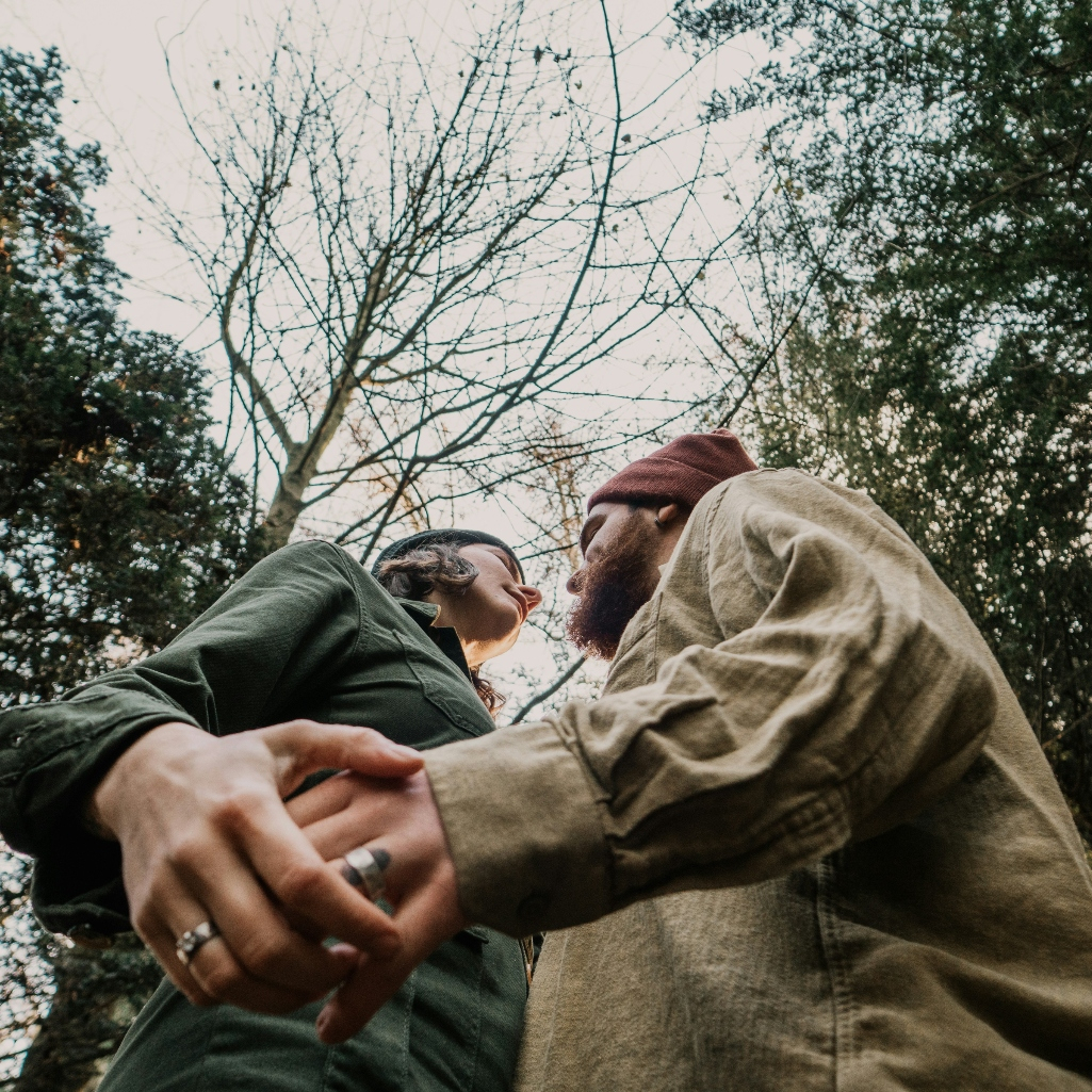 Αυτό το green flag δείχνει πόσο επιτυχημένη είναι η σχέση, σύμφωνα με ψυχολόγο