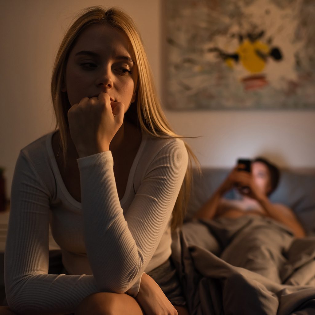 Συγχώρεση μετά την απιστία: 5 λόγοι για να αφήσεις πίσω το παρελθόν, σύμφωνα με ειδικούς 