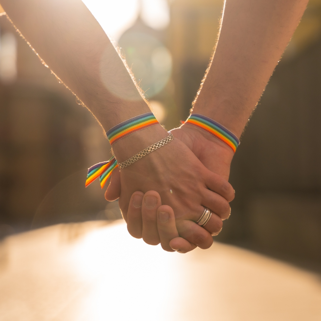 Κίνα: 2 gay dating apps καταργήθηκαν από το App Store της χώρας - Έντονη ανησυχία στην ΛΟΑΤΚΙ+ κοινότητα