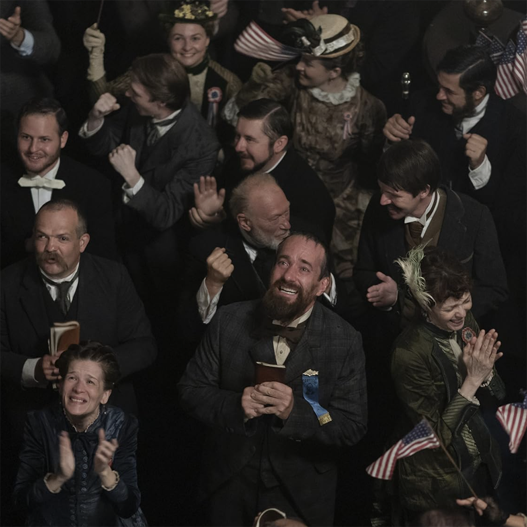 "Death by Lightning": H άνοδος και το βάναυσο τέλος του Τζέιμς Γκάρφιλντ τώρα στο Netflix