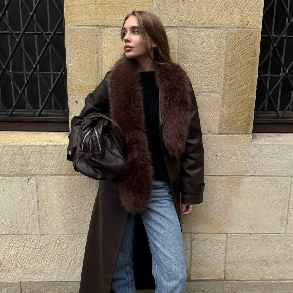 Βρήκαμε το αξεσουάρ του χειμώνα: To faux fur κασκόλ που χαρίζει old money vibes και φορούν τα It Girls από Παρίσι μέχρι Νέα Υόρκη
