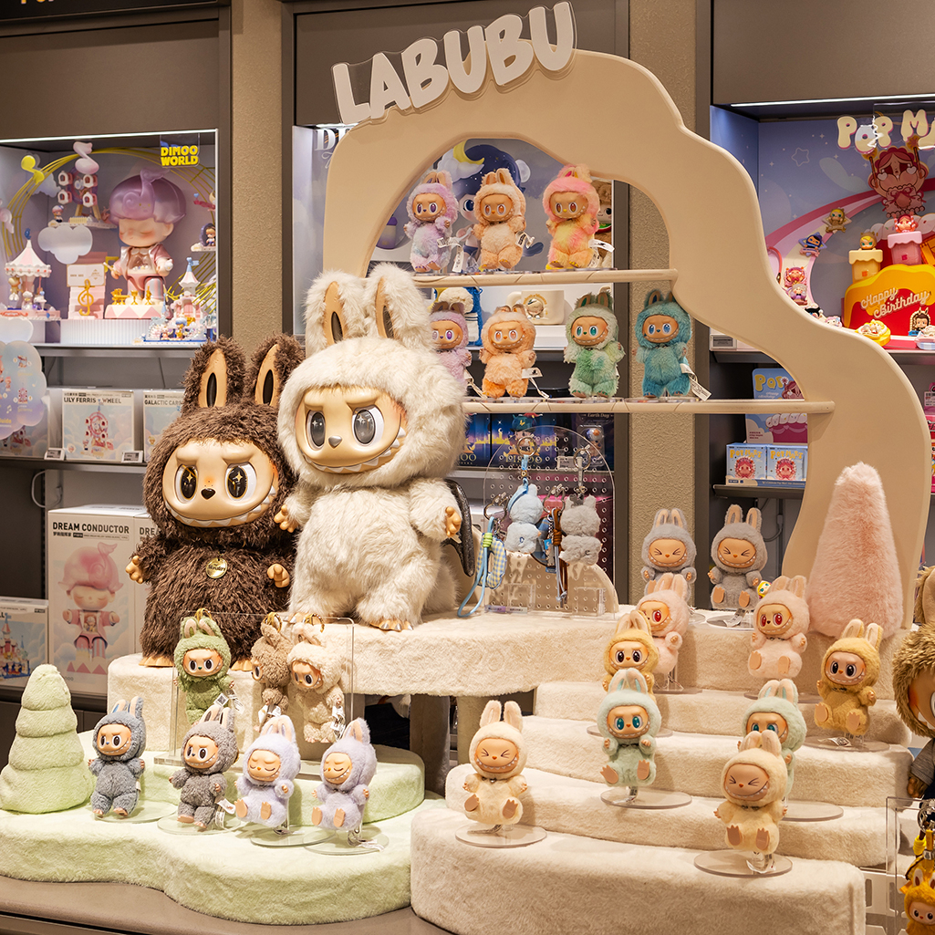 Τα κουκλάκια Labubu έρχονται στη μεγάλη οθόνη - Η Sony Pictures απέκτησε τα δικαιώματα 