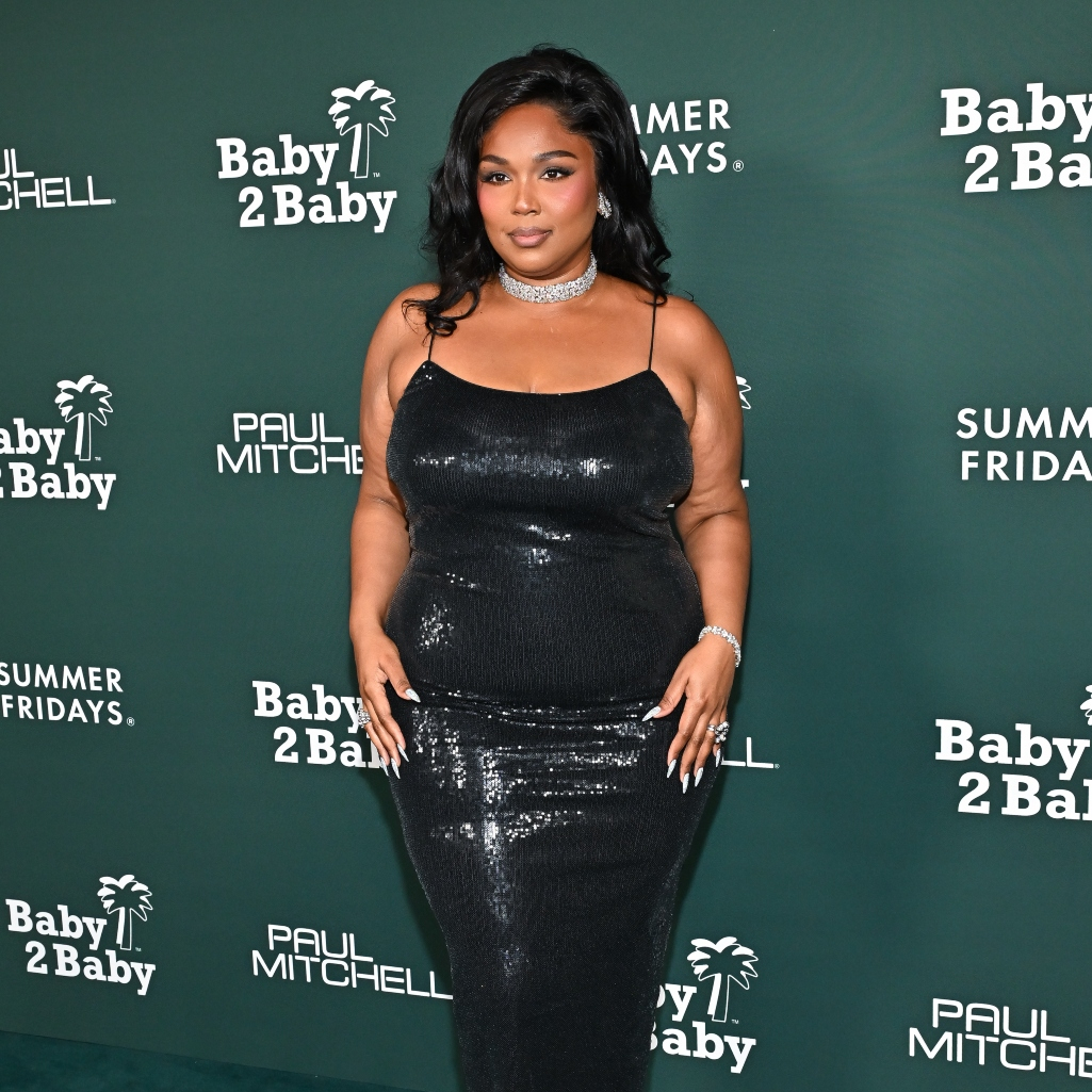 Lizzo: “Οι άνθρωποι δεν μπορούσαν να δουν το ταλέντο μου, γιατί ήταν απασχολημένοι με το βάρος μου”