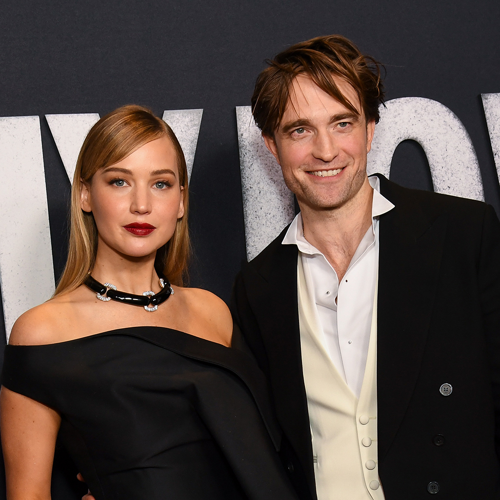 Η Τζένιφερ Λόρενς αποκαλύπτει ποια Καρντάσιαν την «τρελαίνει» και ο Ρόμπερτ Πάττινσον «θέλει να ξαναπαίξει έναν 17χρονο» 