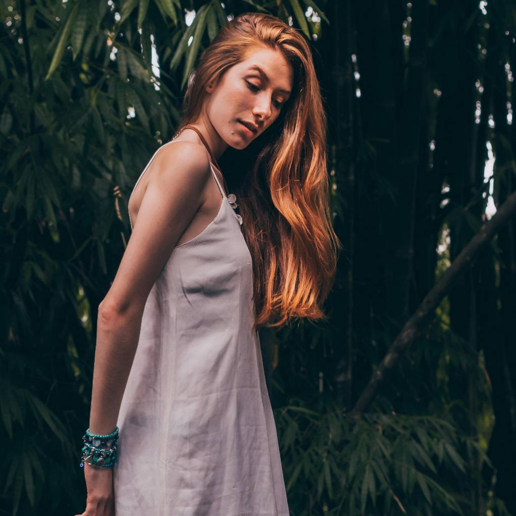 Η κρυφή σύνδεση: Πώς το έντερό σου μπορεί να προκαλέσει τριχόπτωση